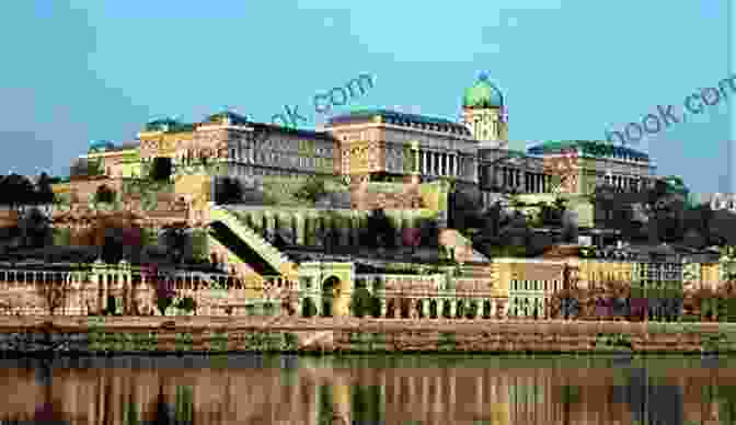 Buda Castle In Budapest, Hungary Kewi Travels Guide: Budapest Hungary (Kewi Travels Concise City Guides 5)