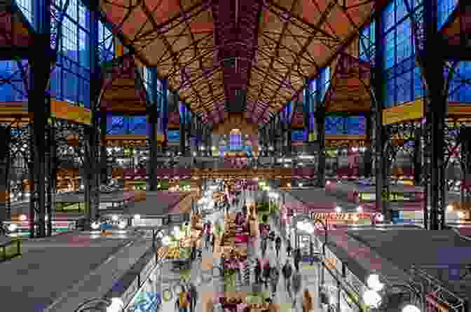 Central Market Hall In Budapest, Hungary Kewi Travels Guide: Budapest Hungary (Kewi Travels Concise City Guides 5)